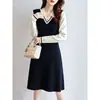 Vestido de Tricô Color Block Estilo Novo de Início de Primavera Coreano, Elegante e Emagrecedor, Usado com um Casaco como Suéter Base