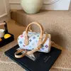 Venta al por mayor del fabricante Comercio exterior Popular Transfronterizo Bolso de mujer 2025 Nuevo de moda Tendencia Bolso de hombro Temperamento Cruzado Bolso de corazón de melocotón de moda