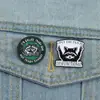 Broche Transfronterizo Estilo Nuevo Lindo Panda Rojo Forma de Mapache Dibujo Animado Creativo Europeo y Americano Insignia de Accesorio Metálico