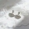 Pendientes de Zirconia con Forma de Abanico Estilo Retro Francés, Exquisitos y Lujosos, Pendientes de Alta Gama, Simples y Versátiles, Pendientes Personalizados para Mujer