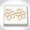 Pendientes Metálicos Huecos de Flor Estilo Europeo y Americano, Moda Exagerada, Sensación de Alta Gama, Únicos, Versátiles, Temperamento Elegante, Pendientes para Mujer