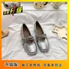 2026 Nuevos Zapatos de Cuero Franceses Pequeños de Verano Súper Bonitos Cómodos con Bordado que Aumentan la Altura Estilo Ballet Zapatos Mary Jane para Mujer