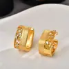 Aretes de Tachuela de Encaje Hueco de Lujo Ligero Incrustados con Circonita Aretes en Forma de U Esmerilados Cepillados Exquisitos de Alta Gama Moda Aretes de Viaje para Mujer