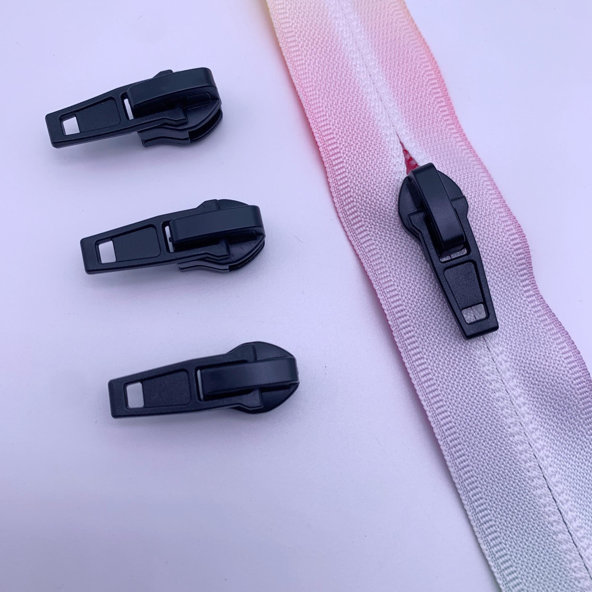 eb022700a535c1cfbbd1260292601d