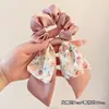 Scrunchie Floral com Laço Infantil para Mulheres, Toque de Luxo, Elástico de Cabelo com Fita, Gentil com o Cabelo, Amigo do Couro Cabeludo, Acessórios para Prender o Cabelo