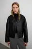 Bestseller transfronterizo europeo y americano, chaqueta de cuero PU con cuello en V y un botón, silueta simple, estilo corto, chaqueta de cuero vintage texturizada