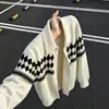 Suéter Cardigan Masculino Cinza Claro com Padrão Diamante Outono Retrô Americano Jaqueta Fair Isle Modelagem Solta Estilo Old Money Tricô