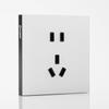 Interruptor de enchufe de vidrio templado con sensación de piel blanca, panel de cinco orificios esmerilado oculto para el hogar, interruptor de enchufe 86, venta al por mayor