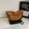 Bolso Cubo Mate de Comercio Exterior Bolso de Hombro para Mujer 2026 Modelo Nuevo Gran Capacidad de Alta Gama Versátil para Viajes Diarios Bolso de Hombro Cruzado
