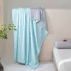 Colcha de Verano Promocional Mochila para Estudiante Colcha de Verano de Seda Fresca Grado A Spandex Grado Materno e Infantil Colcha con Aire Acondicionado Colcha de Verano Exportación Transfronteriza