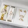 Relógio Pulseira Tendência de Comércio Exterior com Pulseira Fina, Pulseira de Aço Dourada, Relógio de Quartzo para Mulheres, Mostrador de Estudante, Relógio Fashion