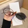 Gafas Ovaladas Carey Fotorromáticas Nerd para Mujer con Miopía, Graduación Personalizable, Aspecto Natural, Monturas con Estampado de Leopardo para Adelgazar el Rostro
