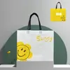 Sacolas TNT Personalizadas para Lojas de Roupas, Sacolas de Compras Impermeáveis para Roupas, Sacolas Tote Bag TNT, Sacolas Ecológicas Estampadas em Cores em Estoque