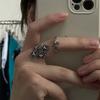 Anillo de Estrella Nicho Vintage Desgastado Juego de Dos Piezas Ajustable Abierto Texturizado Anillo de Dedo Punk Oscuro para Mujer