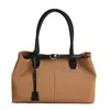 Bolsa Versátil de Gran Capacidad para Mujer 2025 Nueva Moda Elegante Estilo Perezoso Bolso de Hombro para Viajes Diarios y Uso Casual Bolso Tote