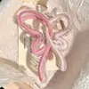 Grampo de cabelo suave estilo coreano para mulheres, estiloso, doce, de alta aparência, elegante, novo grampo tubarão 2026 para a parte de trás da cabeça