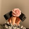 Horquilla con lazo de flor de camelia dulce y suave de primavera, estilo Chanel, accesorio para el cabello con clip para la parte posterior, tocado para mujer