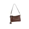 Bolsa Feminina de Couro Genuíno Mais Vendida no Exterior, Nova Bolsa Versátil de Ombro Transversal para Axila, Bolsa Feminina de Couro Bovino de Camada Superior com Acabamento Natural Envelhecido Estilo Biker
