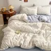 Juego de ropa de cama de cuatro piezas estilo pastoral con estampado floral de gasa de doble capa de algodón puro sábana de algodón con estampado de dibujos animados funda de edredón se puede dormir en ropa interior ropa de cama