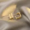 Brincos de moda estilo europeu e americano, brincos pequenos de design frio, novos brincos de cristal microdiamante da moda 2023