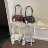 2026 Nova Moda Casual Design de Nicho Bolsa de Axila Personalidade Feminina Grande Capacidade Bolsa Transversal Bolsa para Deslocamento Diário