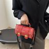 Moda Transfronteriza Bolso Baguette Cruzado Nuevo Verano Lujo Accesible Bolso de Hombro Retro Bolso de Hombro 2025 Bolso Satchel para Mujer Bolso Silla de Montar