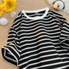 Camiseta masculina de manga curta com blocos de cores, nova blusa solta de verão com meia manga, camisa de base listrada estilo coreano para meninos, camiseta de gola redonda
