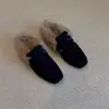 Zapatos peludos retro de punta cuadrada y tacón grueso para mujer, nuevos mocasines cerrados de felpa cálidos para otoño e invierno 2026