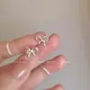 Pendientes de plata 925 con pasador para puestos callejeros y mercados nocturnos, moda coreana para mujer, artículos populares de transmisiones en vivo de influencers, pendientes de lujo ligero al por mayor