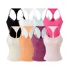 Top de verano con ribete de encaje en la parte delantera, de estilo maduro, entallado y sin espalda, combinado con un sexy top de tirantes finos para un look de chica hot