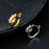 Nuevos Pendientes de Aro de Serpiente de Circonita Cuadrada Moda Masculina Versátiles para el Trabajo Pendientes de Aro Femeninos Personalidad de Nicho Lujo Ligero Sensación de Alta Gama Accesorios para Pendientes