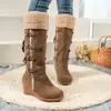 Botas femininas de algodão plus size estilo europeu e americano transfronteiriças, com acabamento em camurça, design de amarrar atrás, detalhes de franjas, cano alto e salto plataforma, adequadas para o inverno