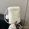 Bolsa de Felpa Bolso Bandolera Peludo Mini Bolso Cuadrado para Teléfono Móvil Bolso Pequeño para Salir Almacenamiento de Moda Versátil Nicho