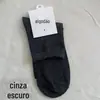 Meias Masculinas Embaladas Individualmente Meias de Algodão Cor Sólida Meias de Cano Médio Simples Respiráveis Meias Esportivas Fabricante Atacado Meias de Barraca