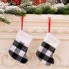 Decoraciones Navideñas Haobei Calcetines Navideños Creativos Bolsa de Regalo Colgante para Árbol de Navidad Juego de Cubiertos a Cuadros Regalo