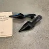 Novedad de Verano Elegantes Zapatos de Medio Uso con Punta Aguda Stiletto para Mujer Simples para Exteriores sin Cierre Mocasines de Tacón Medio Cerrados
