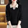 Tejido de hilo de núcleo 2026 nuevo estilo otoño e invierno ropa para mujeres de mediana edad y mayores Top de manga larga con cuello polo con suéter de punto en el interior