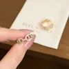 Pendiente de Nariz de Cerdo Completo de Pedrería Estilo Retro Francés de Lujo Ligero Diseño Pequeño de Nicho Sentido del Temperamento Personalidad Exquisito Moda Versátil Pendiente