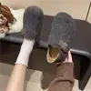 Sapatos femininos estilo Birkenstock com sola grossa, que aumentam a altura, nova coleção de inverno 2026, design slip-on, versáteis e quentes, estilo coreano fashion