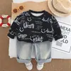 Traje de Primavera y Otoño para Niños 2025 Nuevo Casual y Elegante Estilo Coreano para Bebé Ropa de Otoño Conjunto de Dos Piezas para Bebé Lote de Fábrica Fuente