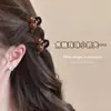 Pinza para el pelo pequeña de cereza color ámbar para mujer 2025 Estilo nuevo Pinza de tiburón de alta gama para flequillo lateral de princesa