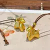 Colgante de Caballo de la Fortuna Color Dorado con Letras Completamente de Diamante, Cadena Larga de Cuerda para Suéter, Collar Largo para Mujer