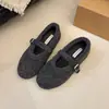 Sapatos Mary Jane quentes com veludo plus 2026 bico redondo aumento interno de altura sapatos de moda feminina lã novo estilo tendência inverno sola grossa sapatos de algodão