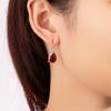 Joyería de Qingdao Nicho Europeo y Americano Versátil Lujo Ligero Gotas de Agua Incrustadas Aretes de Circonita de Vidrio Aretes Elegantes para Mujer