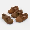 Zapatos Birkenstock retro simples con lazo estilo bosque para niñas, nuevo versátil para otoño 2026, zapatos de piel de princesa con suela blanda