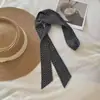 Novo lenço longo de seda para primavera-verão com poás pretos e brancos, pode ser usado como acessório de cabelo ou lenço de pescoço, versátil e estiloso, perfeito para combinar com camisas