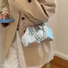 Bolso de mano versátil nuevo tipo nube para mujer, bolso de hombro, bolso para el trabajo, bolso cruzado de cadena 2026 de lujo ligero con pliegues