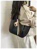 Bolsa de ombro versátil e nova de grande capacidade 2026, bolsa trançada mãe-filha para mulheres, adequada para a beira-mar, praia e bolsa de compras para o dia a dia