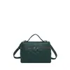 El bolso pequeño cuadrado de estilo coreano popular de este año para mujer es el nuevo modelo de verano 2026 en color liso con patrón de diamantes, adecuado para ir al trabajo y como bolso cruzado.