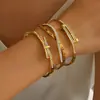 Pulseira de Aço Inoxidável com Design de Laço Imitado e Padrão de Tijolo, Estilo Europeu e Americano da Moda, Pulseira Quadrada de Titânio com Padrão de Tijolo Personalizada da Moda para Mulheres Atacado